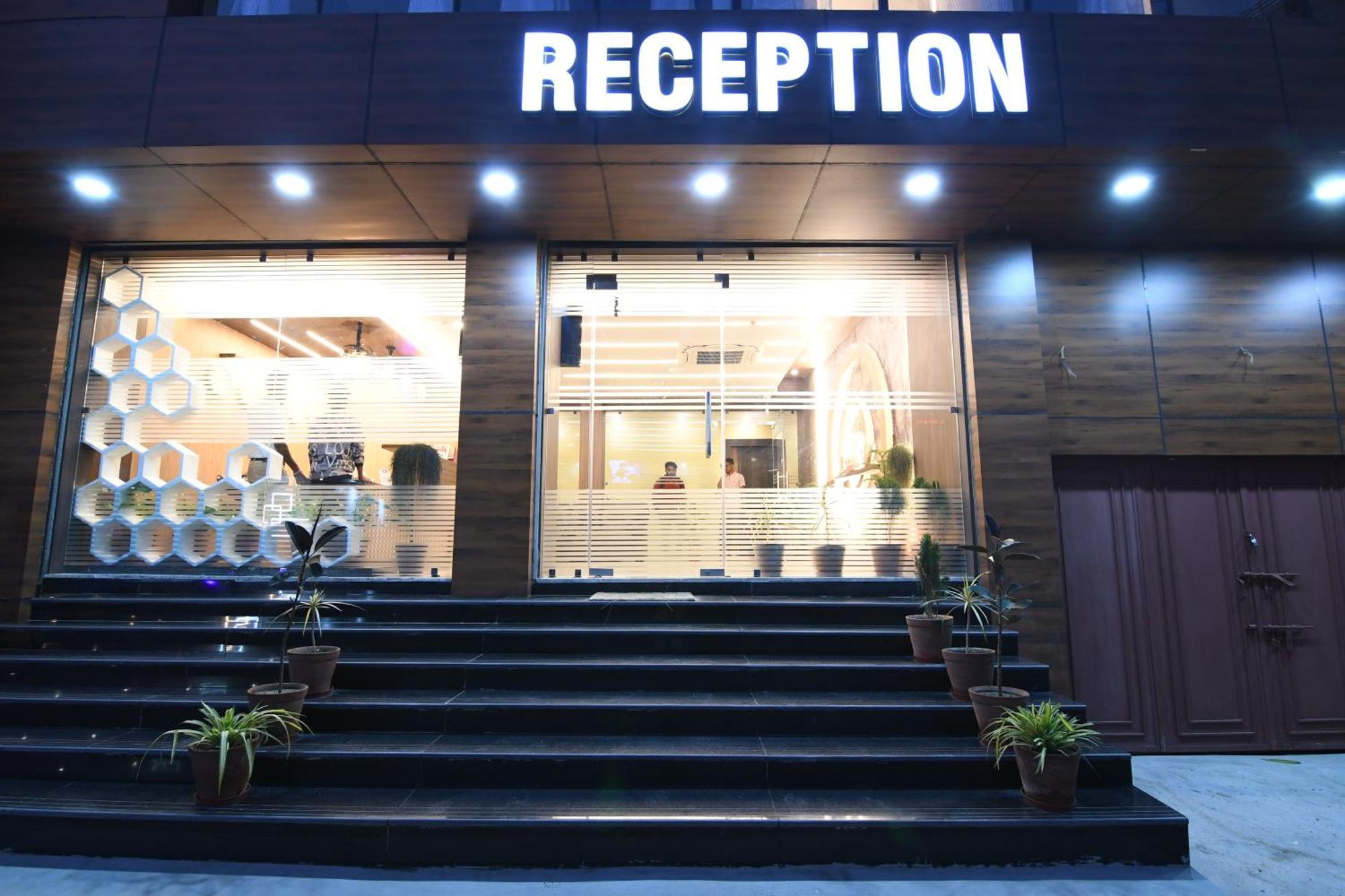 N B Sonar Bangla Hotel Kalyani ภายนอก รูปภาพ